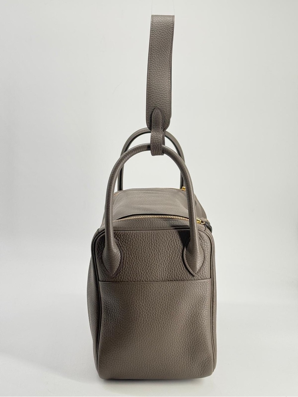 Hermes Lindy 30 Taurillon Clemence Etoupe Shoulder Bag Gold Hardware - Picture 5 of 15
